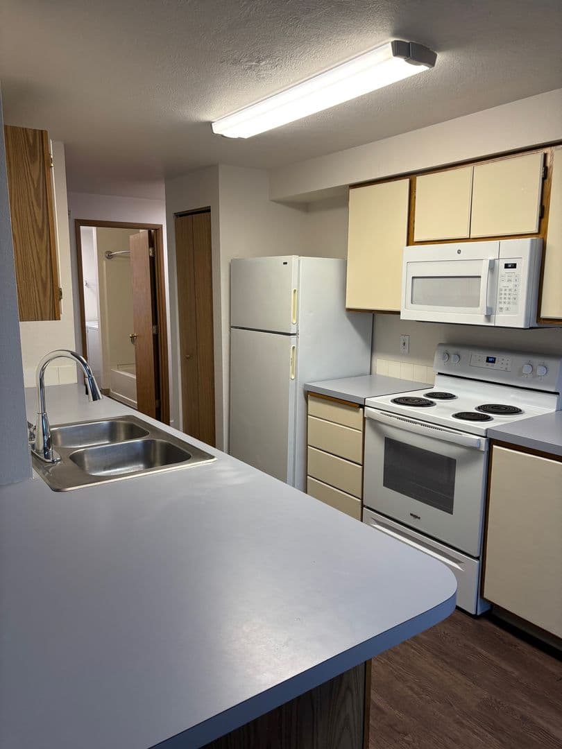 Spokane Valley Apartment: 1416 N. McDonald Ave.