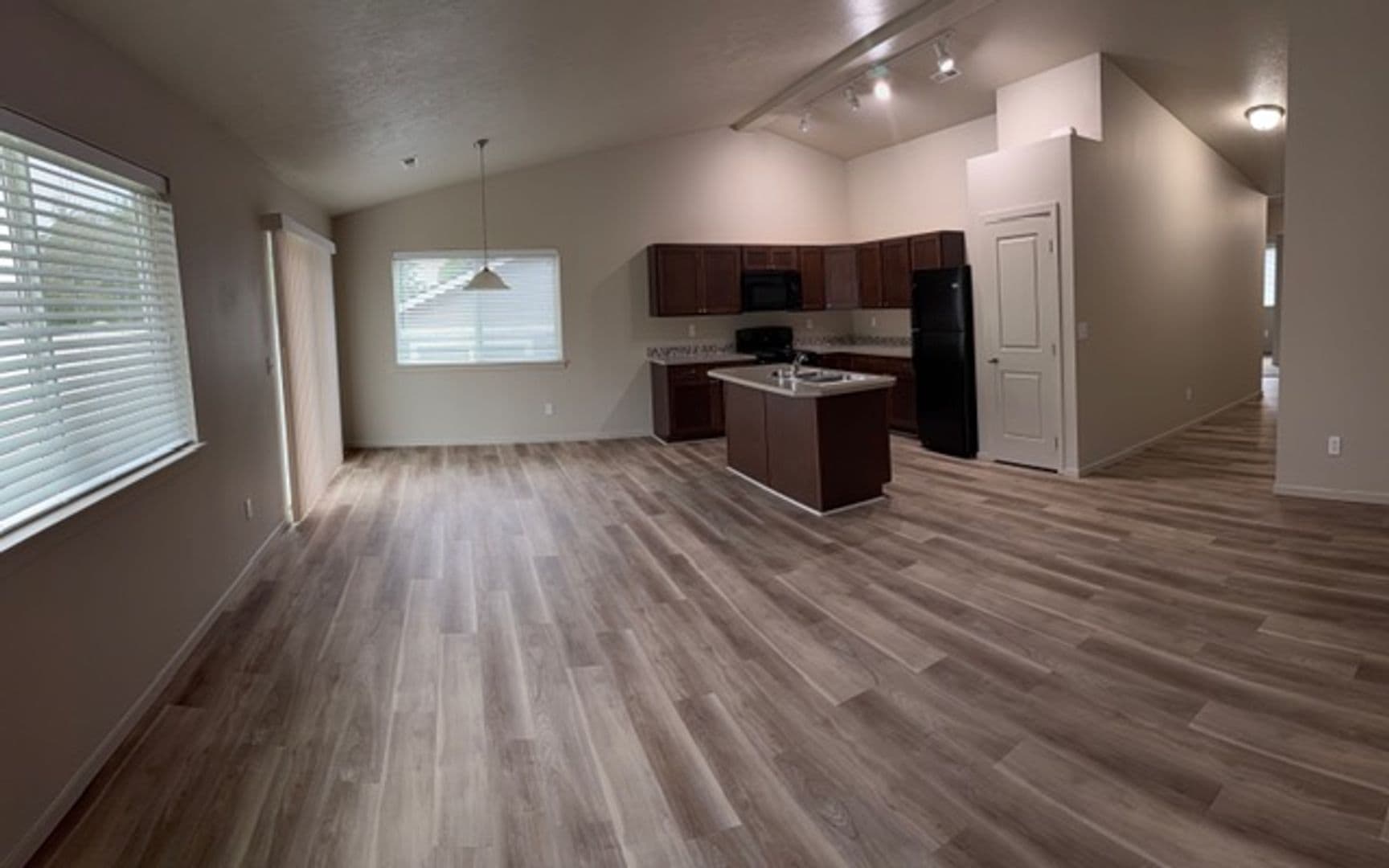 Spokane Valley Apartment: 828-830  S. Union