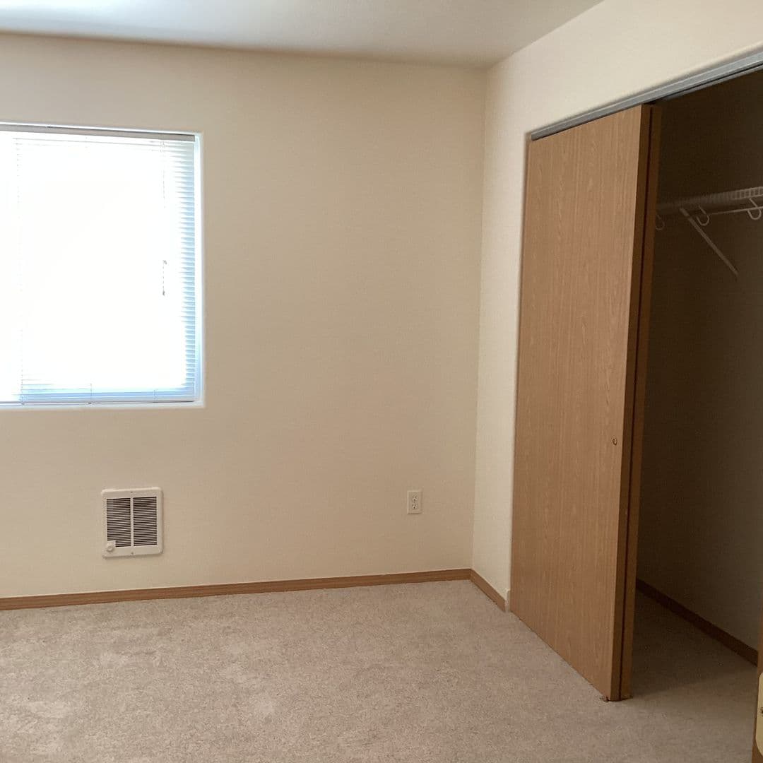 Spokane Valley Apartment: Rosevue Apartments