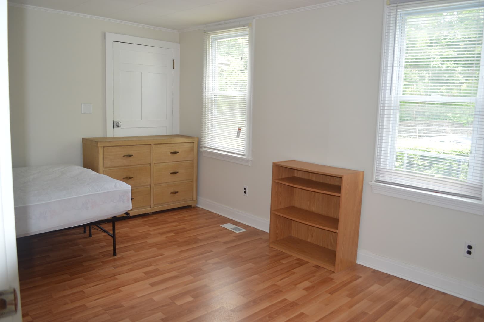 Ithaca Apartment: 515 E State Street