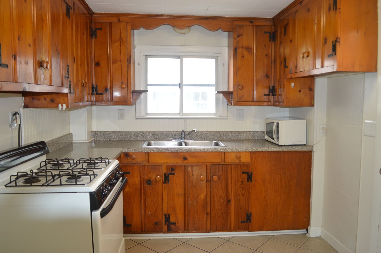 Ithaca Apartment: 515 E State Street