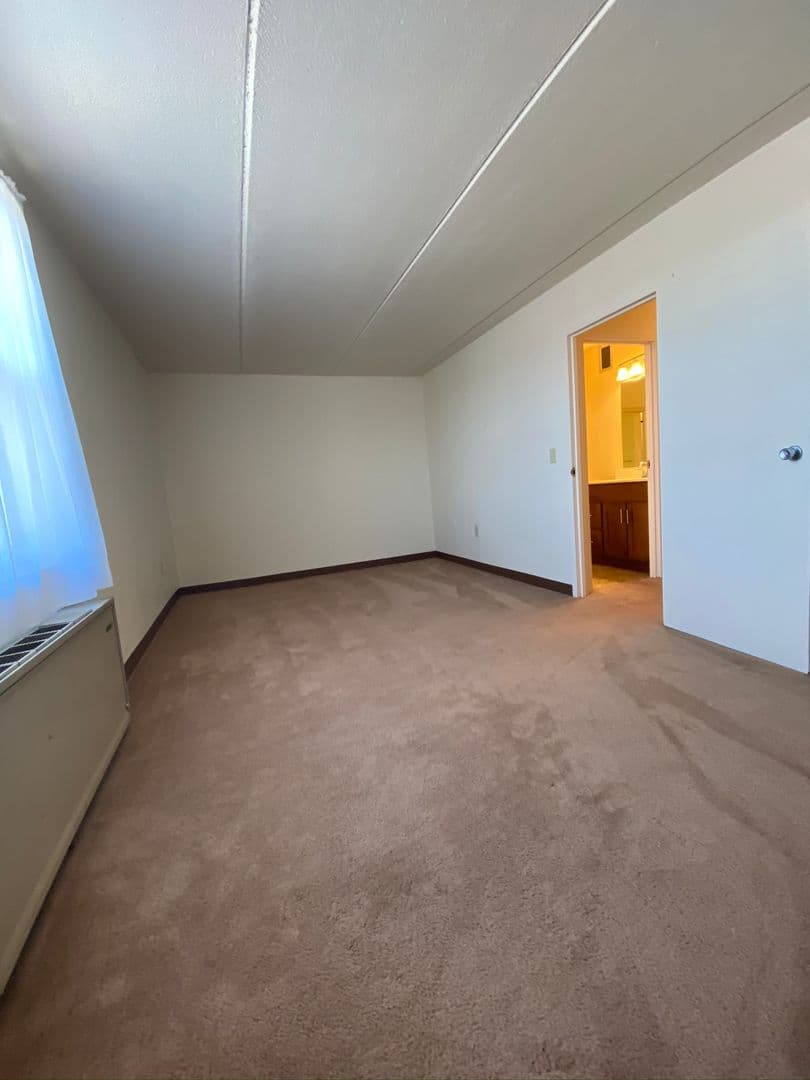 Pittsburgh Apartment: 5030 Centre Avenue