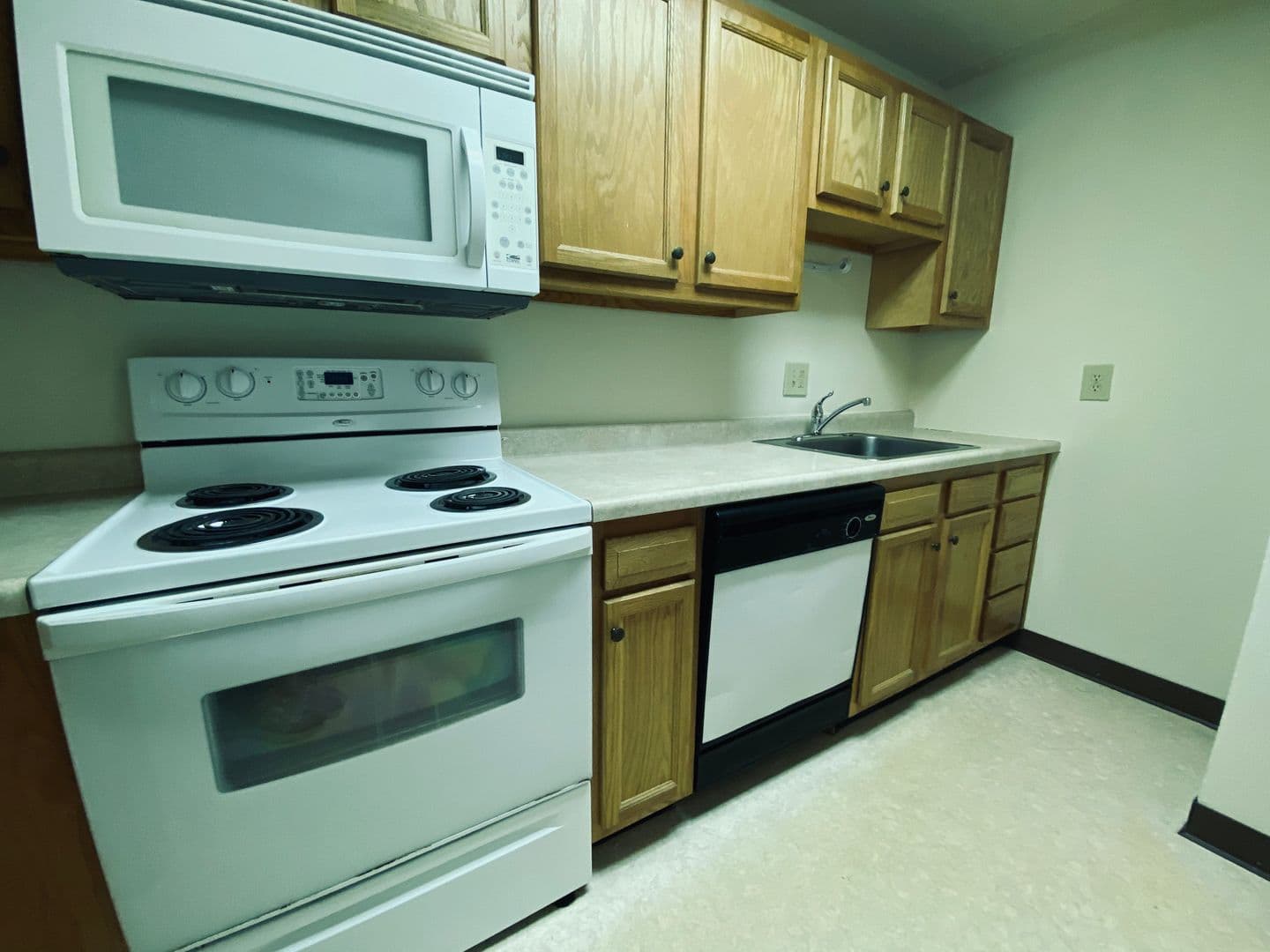 Pittsburgh Apartment: 5030 Centre Avenue