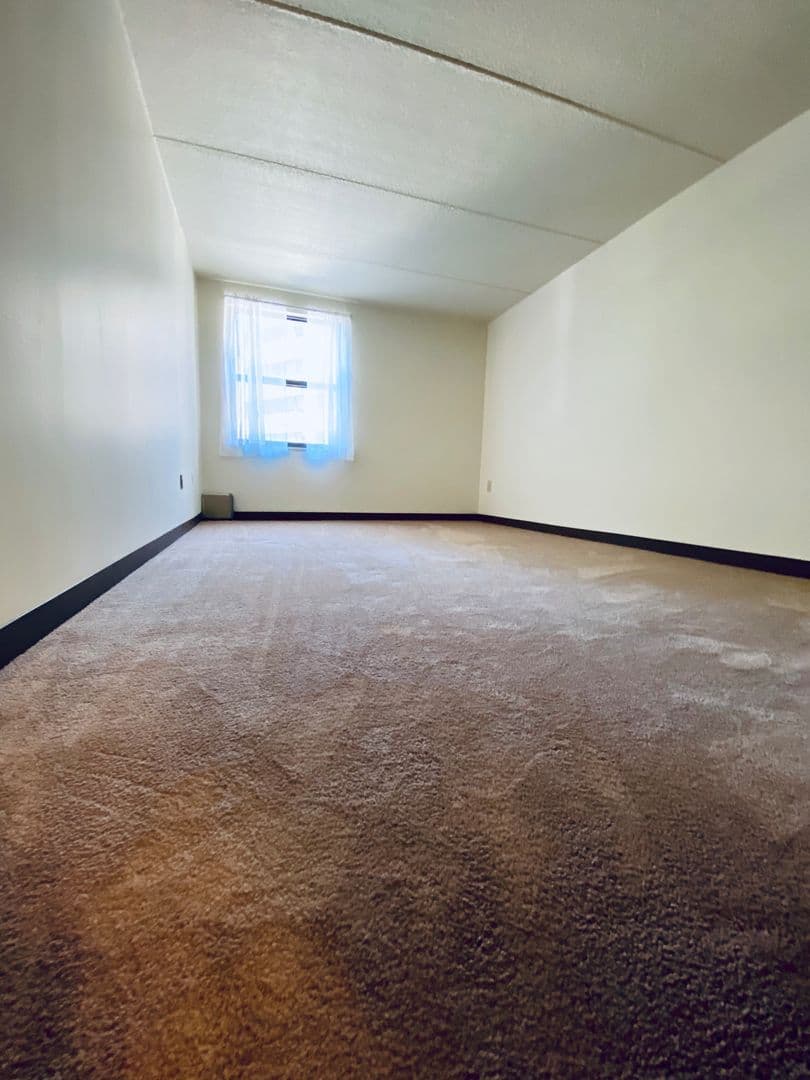 Pittsburgh Apartment: 5030 Centre Avenue
