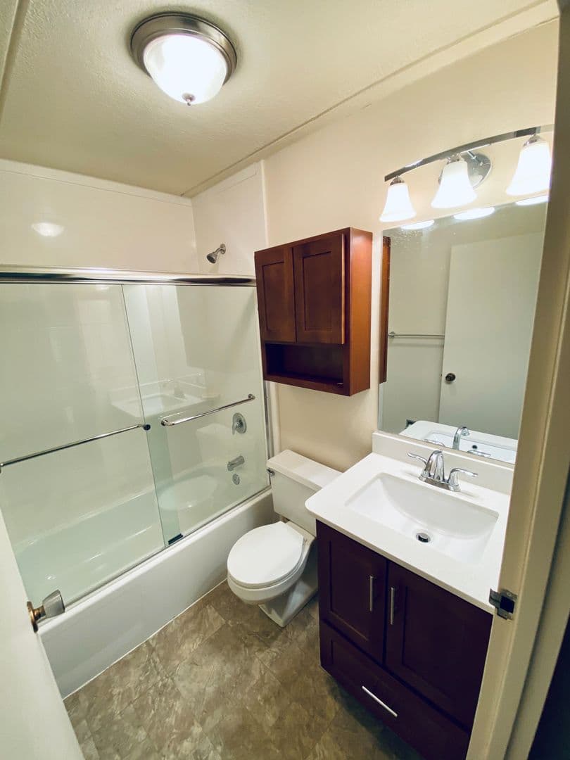 Pittsburgh Apartment: 5030 Centre Avenue