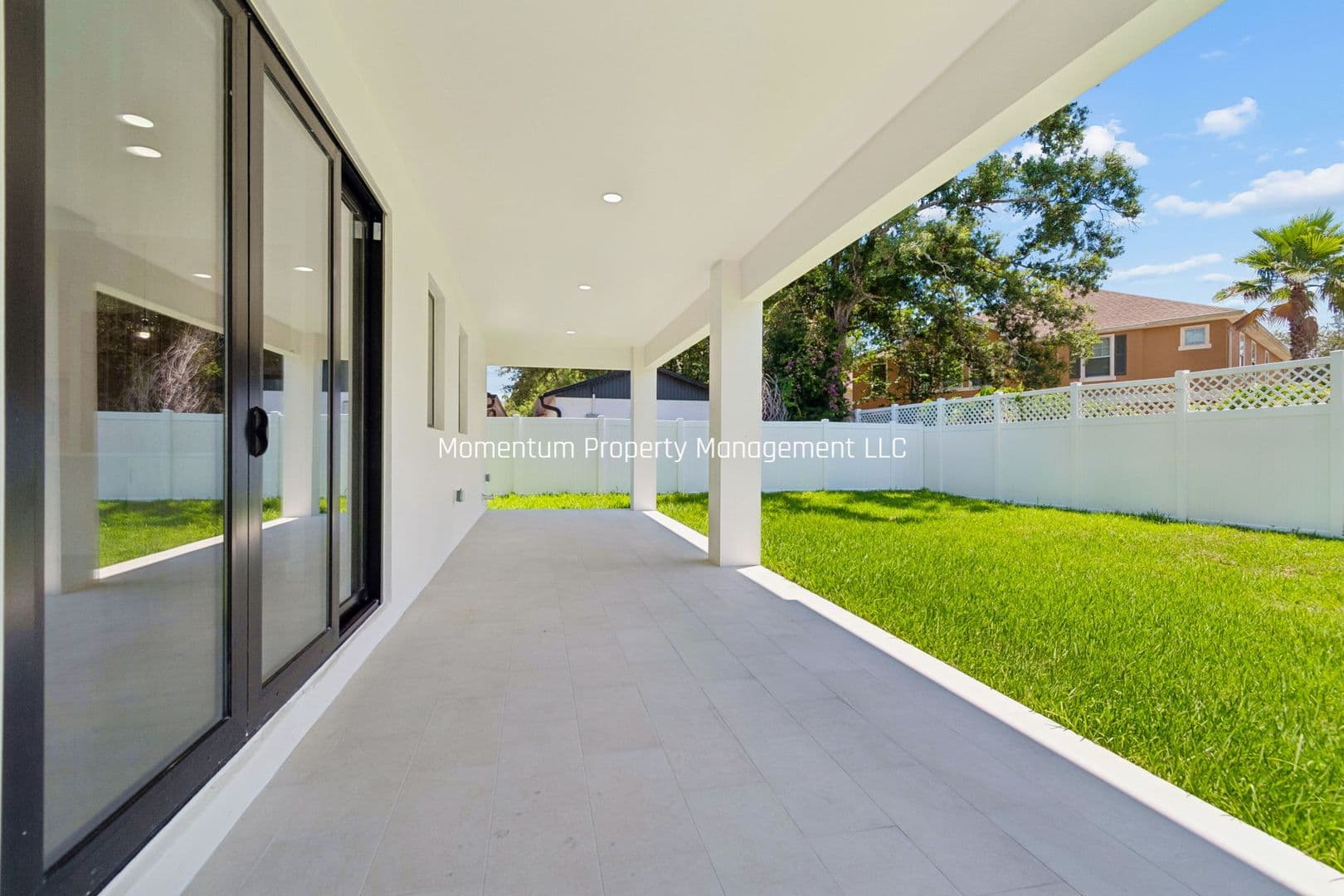 Tampa House: 6403 S Richard Ave