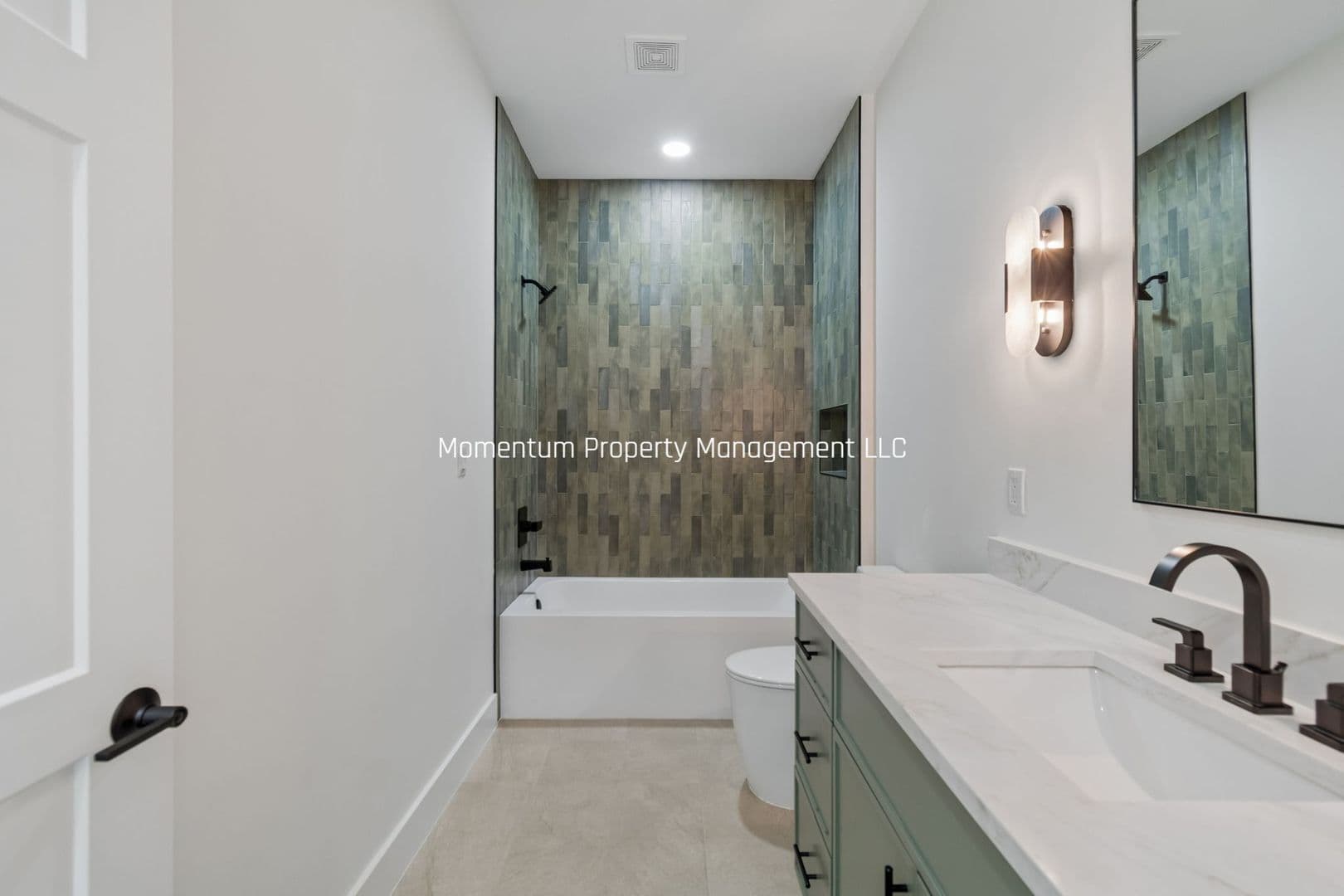 Tampa House: 6403 S Richard Ave