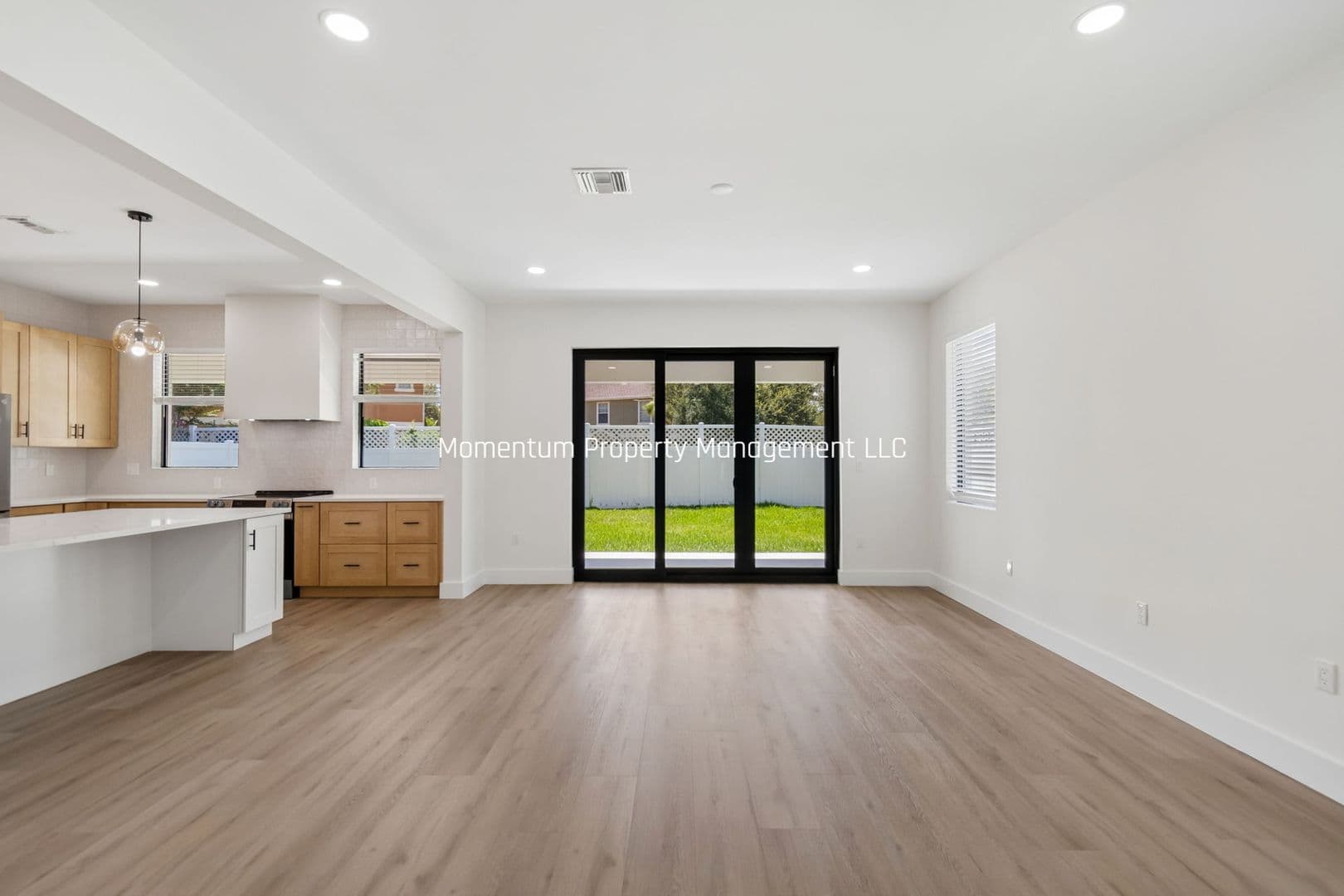 Tampa House: 6403 S Richard Ave