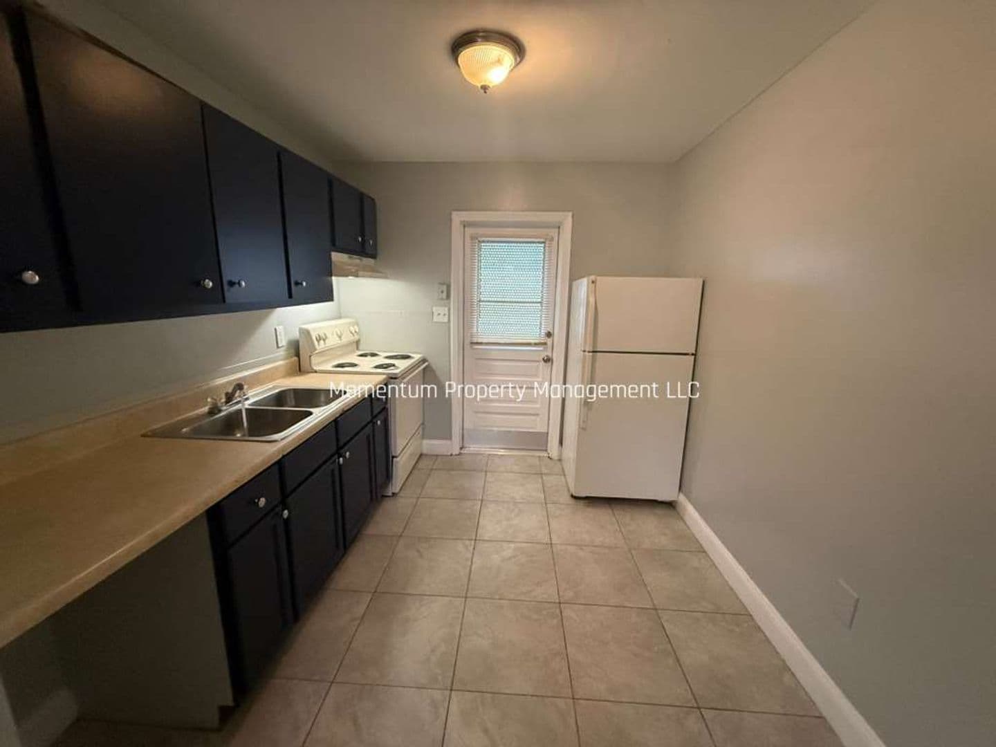 Tampa House: 8215 N. 17th St. Unit B