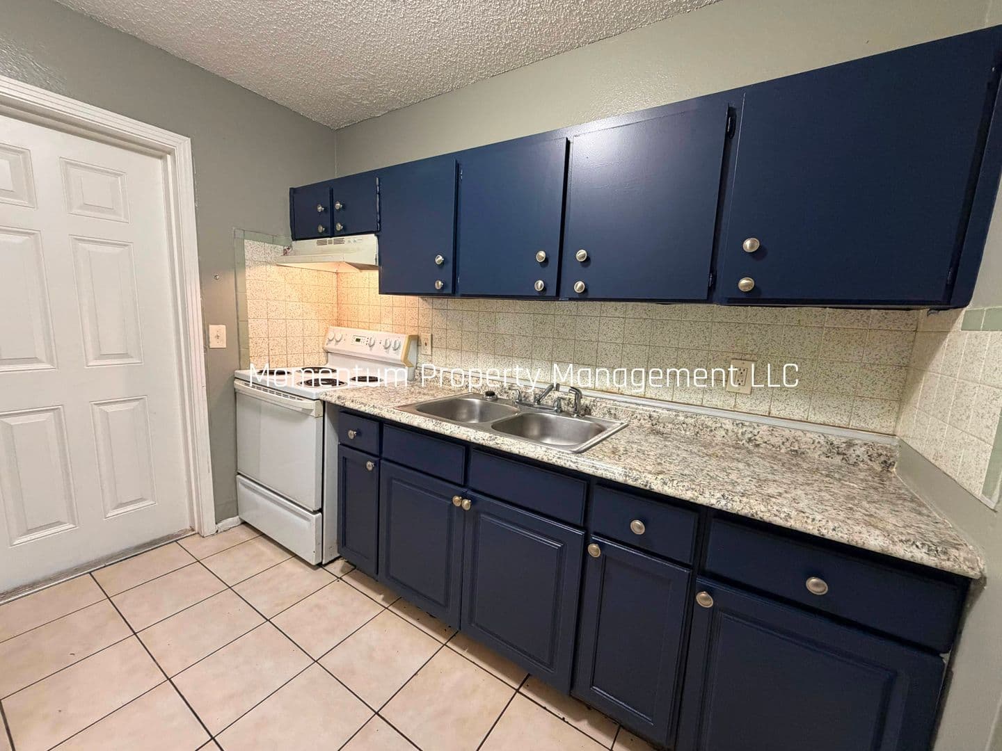 Tampa House: 10401 N. 11th St.