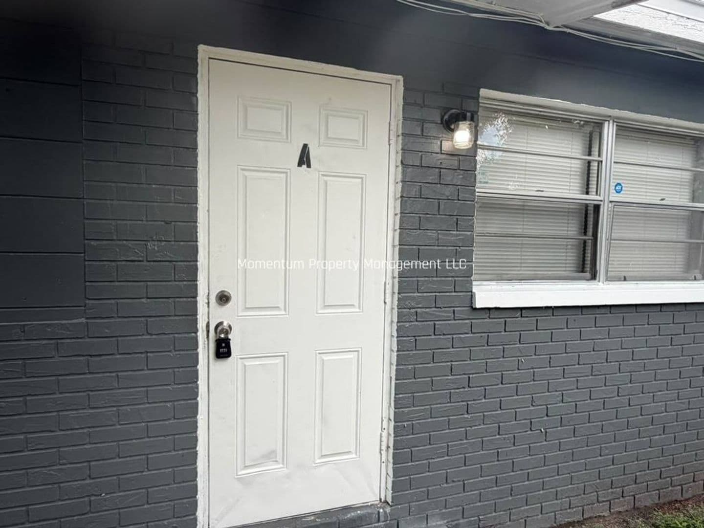 Tampa House: 8215 N. 17th St. Unit A