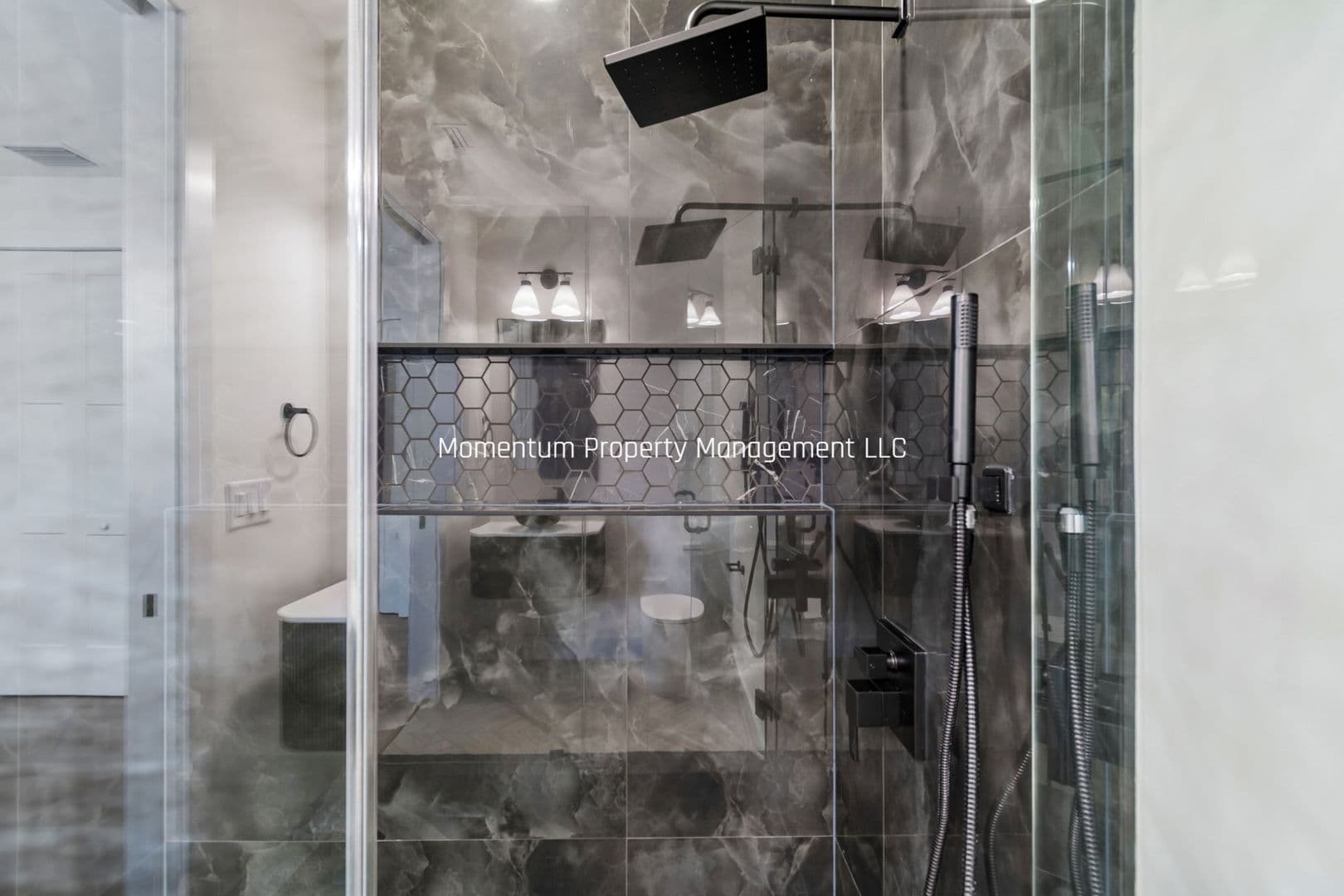 Tampa House: 6403 S Richard Ave
