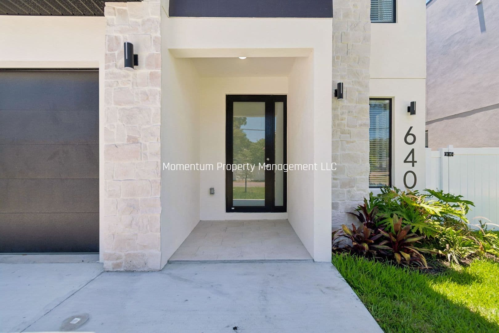 Tampa House: 6403 S Richard Ave