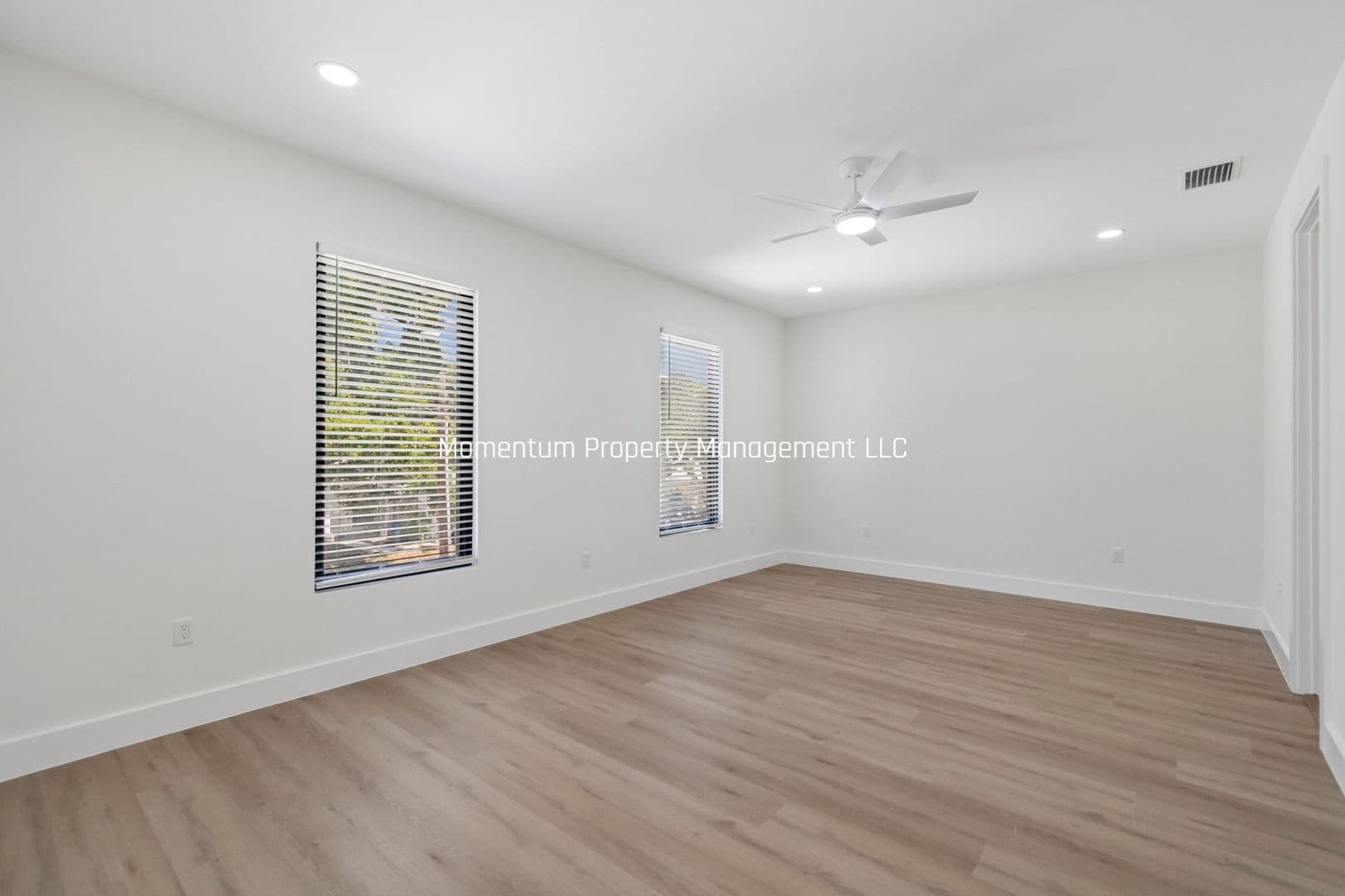 Tampa House: 6403 S Richard Ave