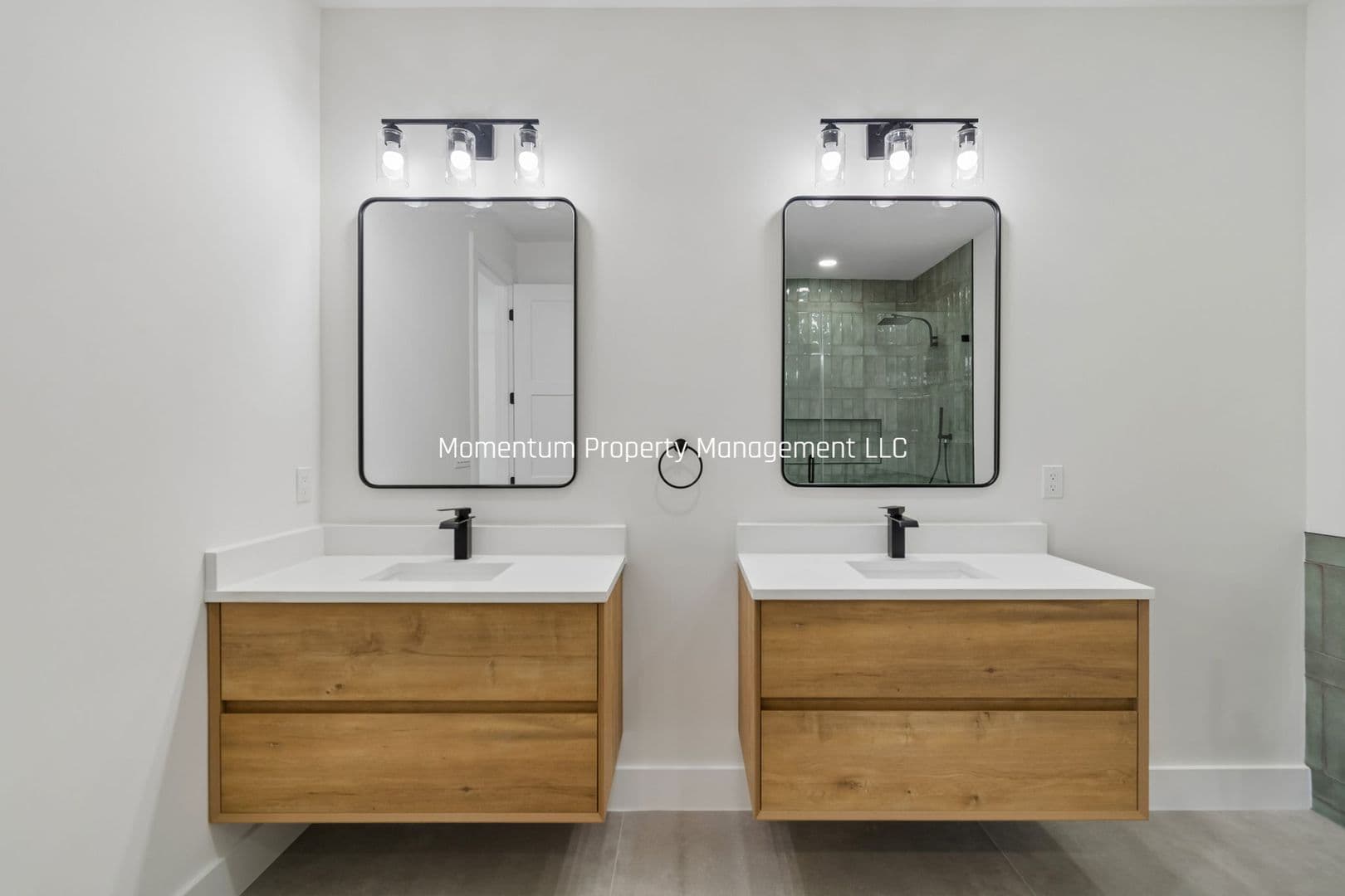 Tampa House: 6403 S Richard Ave