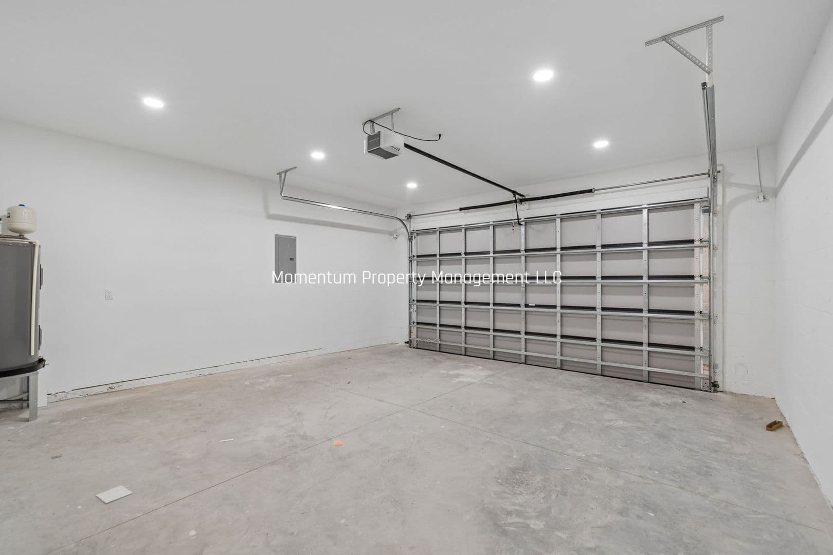 Tampa House: 6403 S Richard Ave