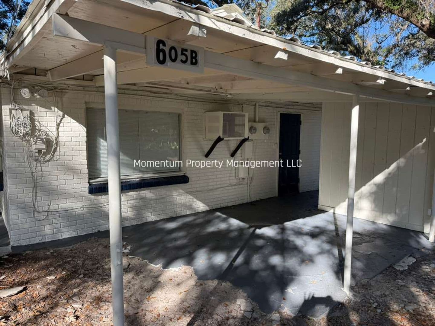 Tampa Apartment: 605 S. 70th St. Apt A