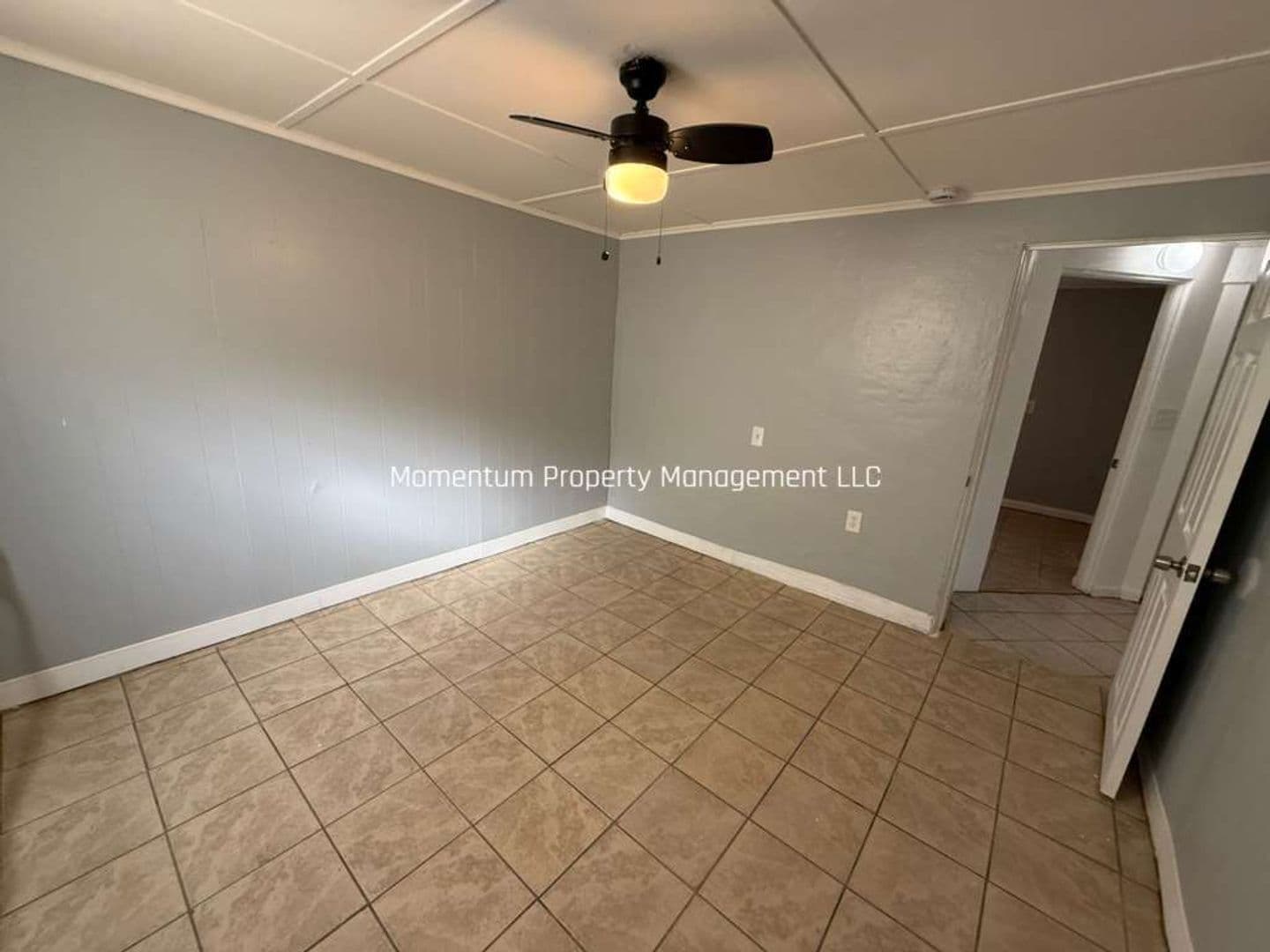 Tampa Apartment: 605 S. 70th St. Apt A