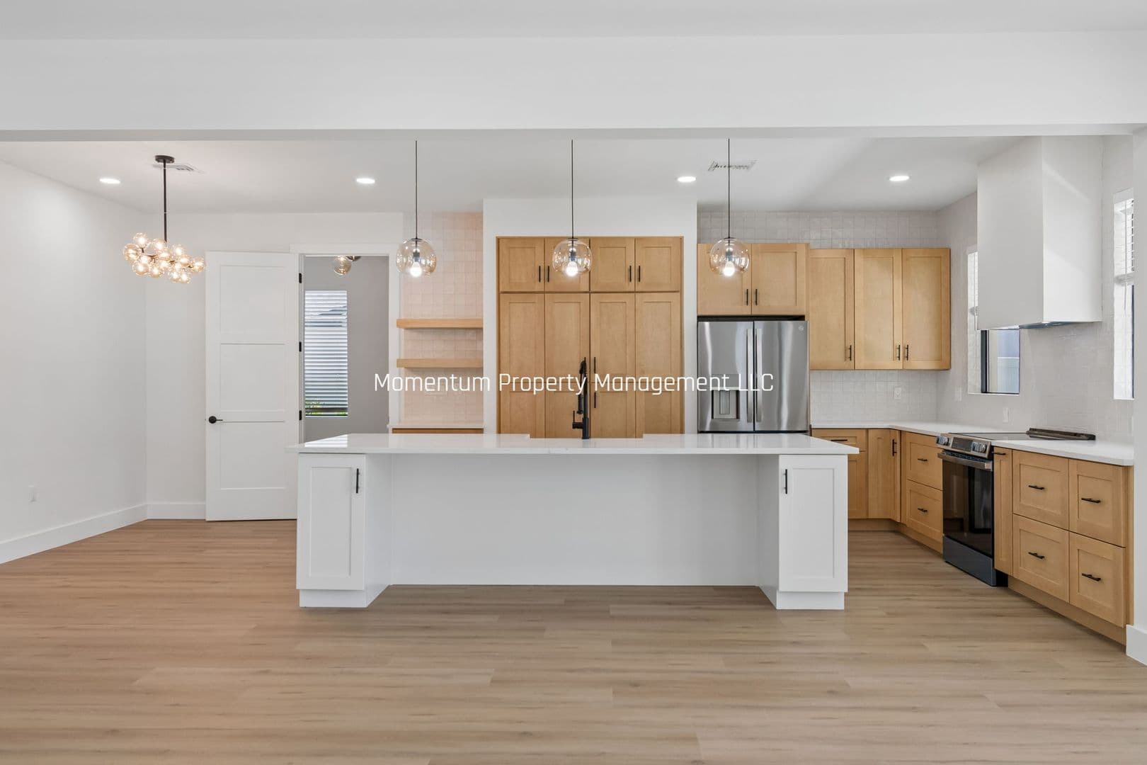 Tampa House: 6403 S Richard Ave