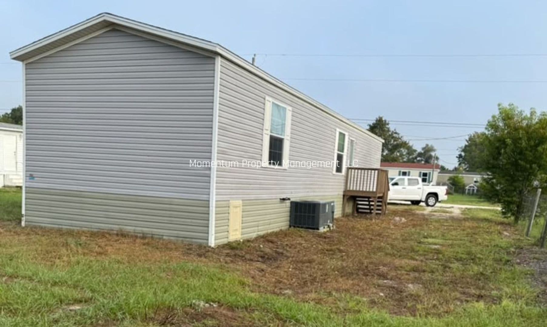 Brooksville House: 16112 La Bella St