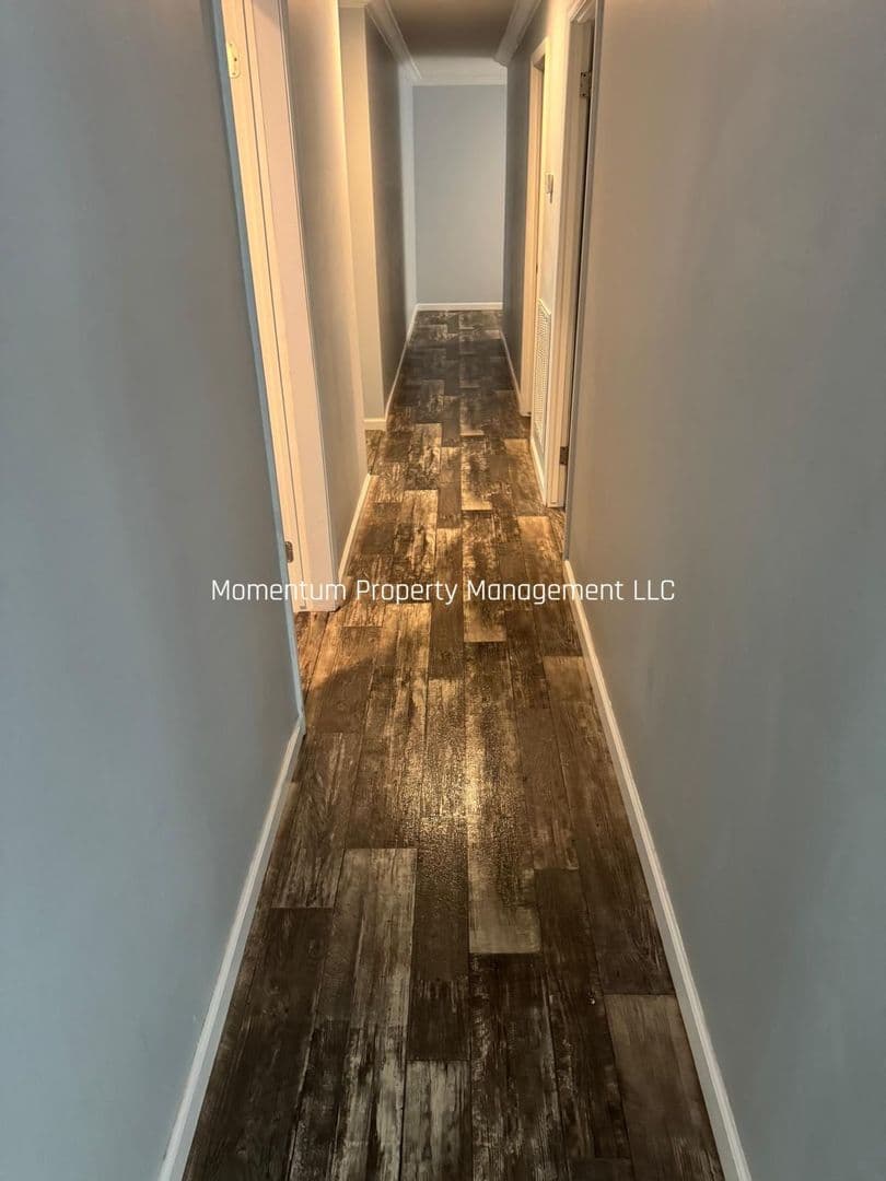 Brooksville House: 2452 Ayerswood Dr,
