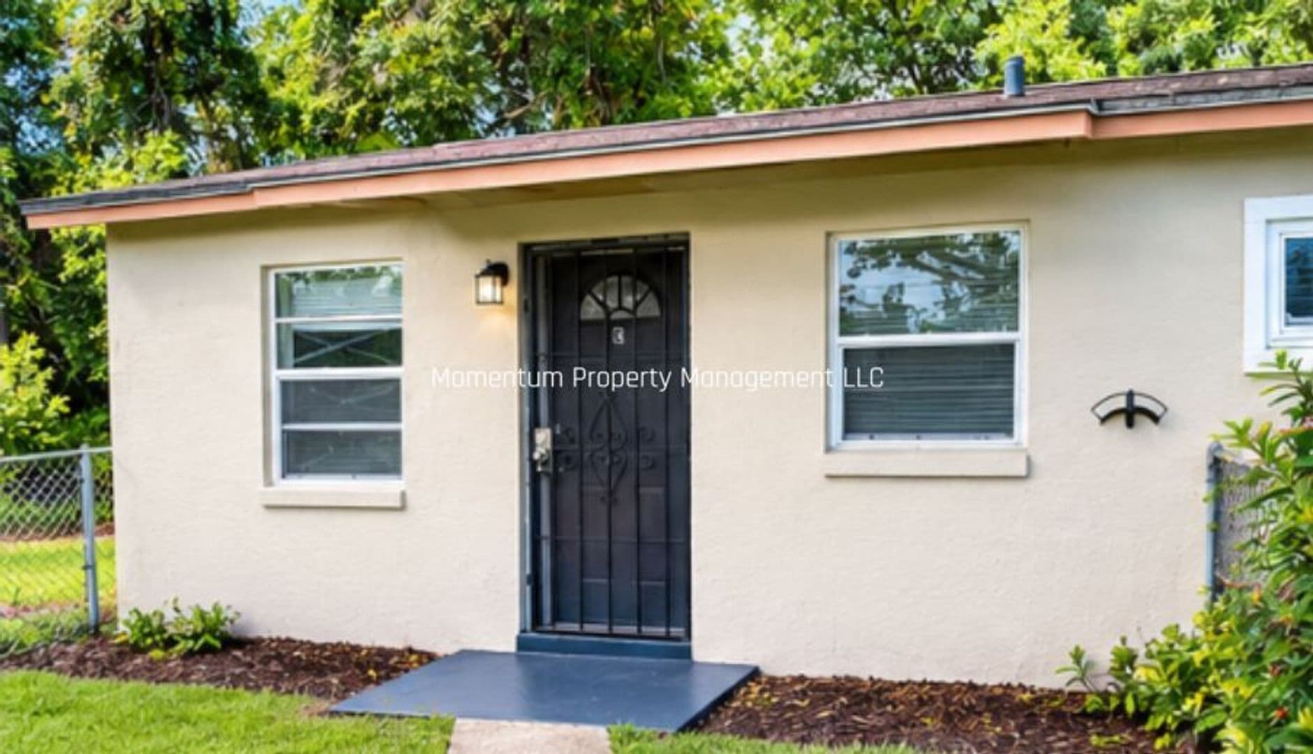 Tampa House: 1118 E 124th Ave Unit C