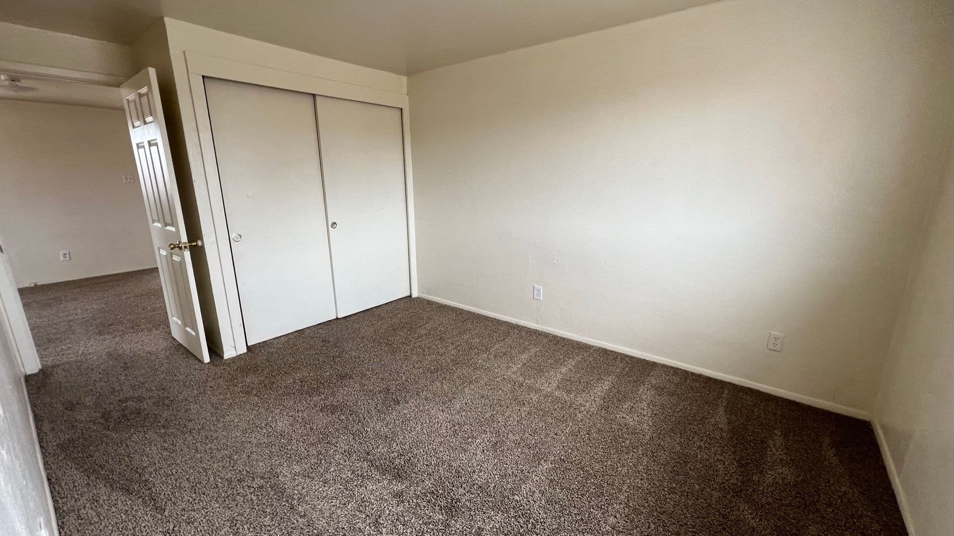 Las Cruces Apartment: Third St.