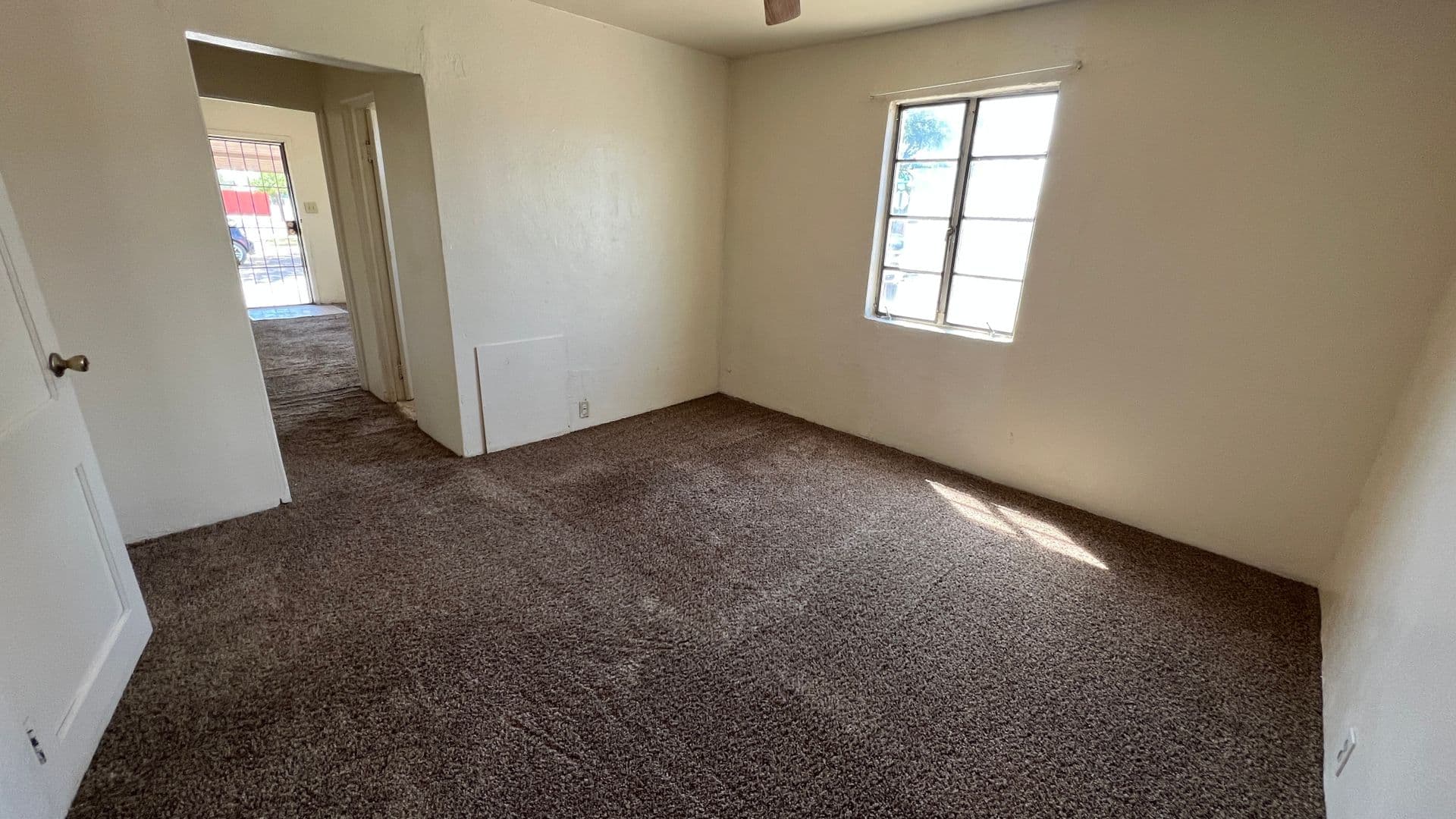 Las Cruces Apartment: Third St.