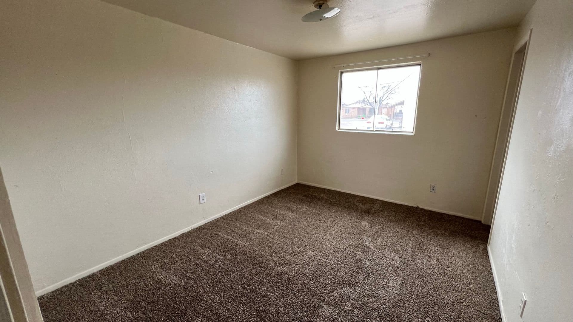 Las Cruces Apartment: Third St.