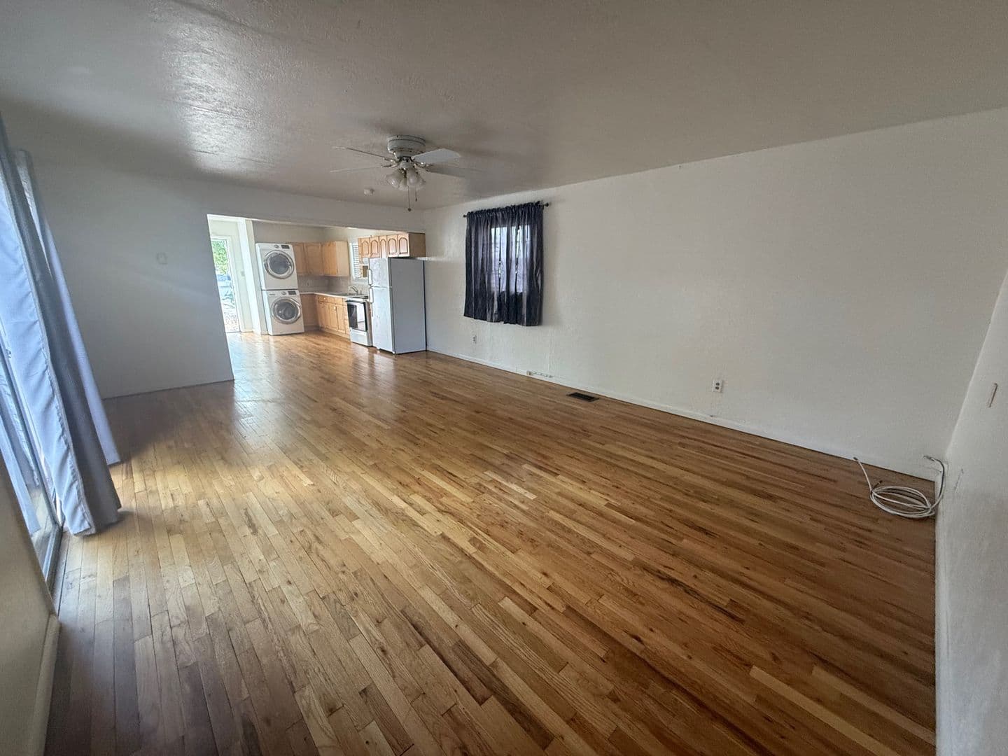 Las Cruces Apartment: 1253 Mesa Ave #A