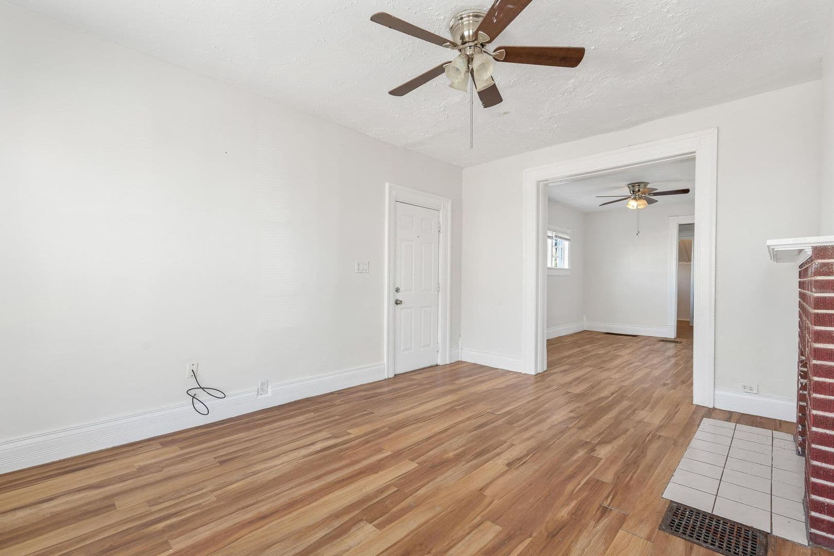 Dayton Apartment: 36-38 E Mumma Ave