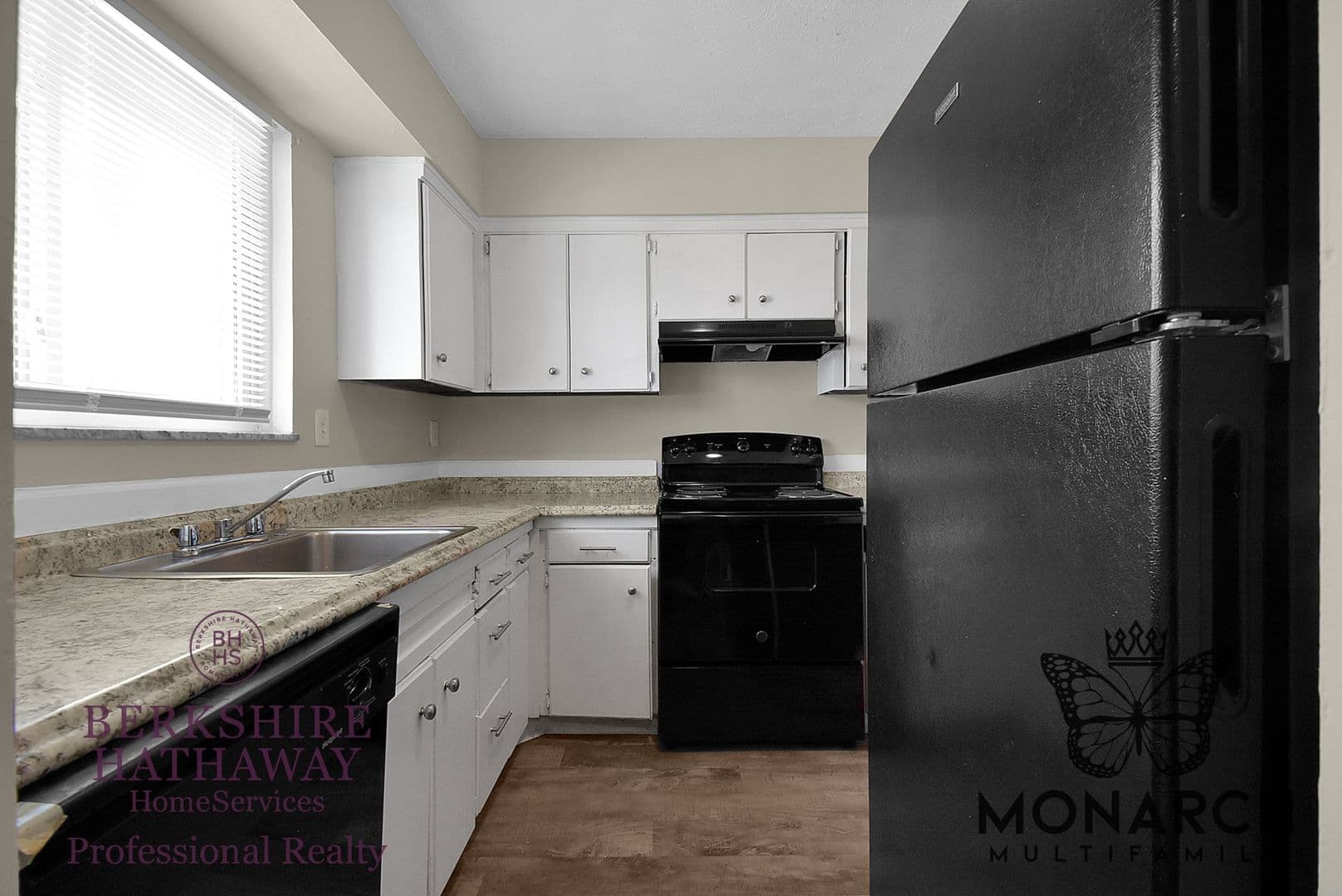Columbus Townhome: 2377 Belcher Dr