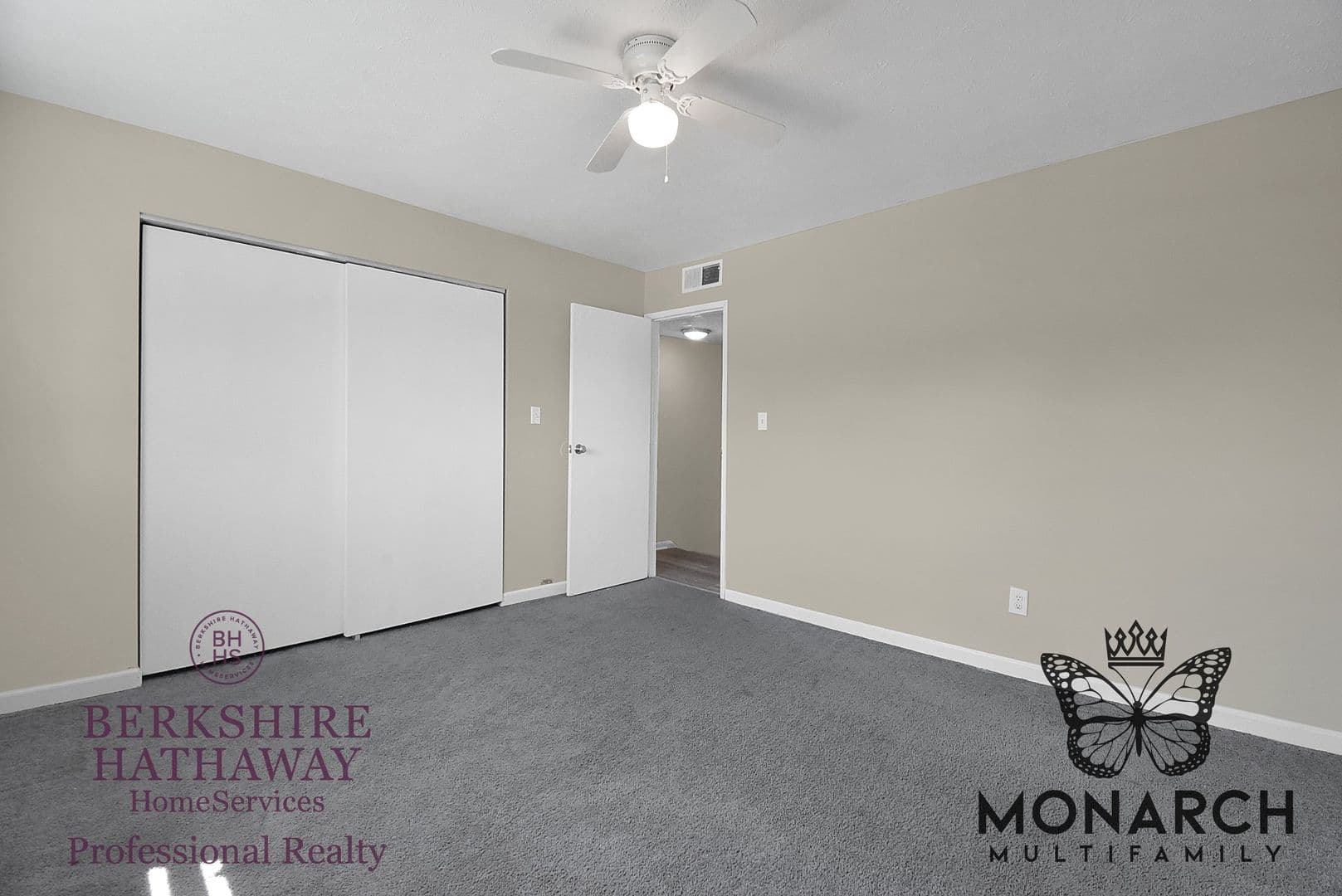 Columbus Townhome: 2377 Belcher Dr