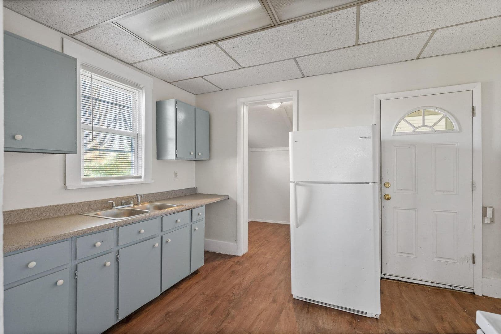 Dayton Apartment: 36-38 E Mumma Ave