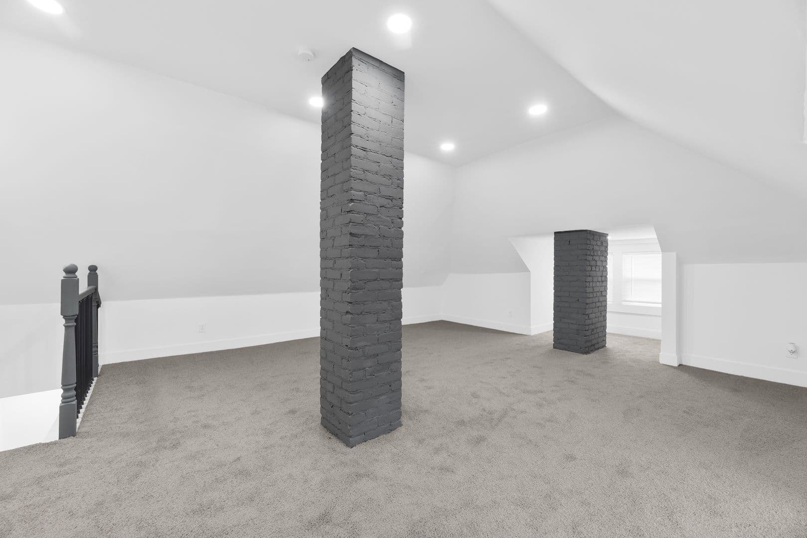 Columbus Apartment: 104-106 Dana Avenue