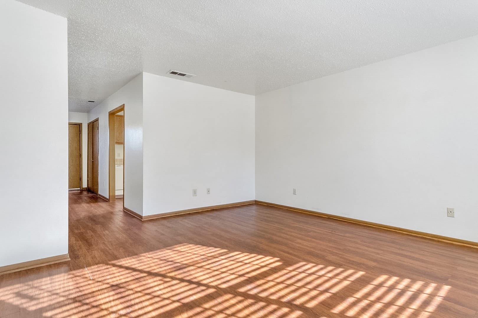 SHREVEPORT Apartment: 7200 JEWELLA AVENUE