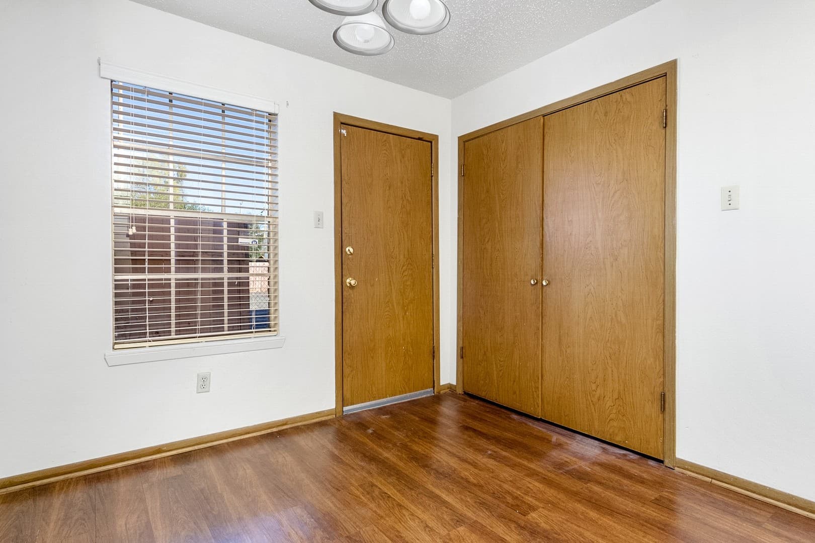 SHREVEPORT Apartment: 7200 JEWELLA AVENUE