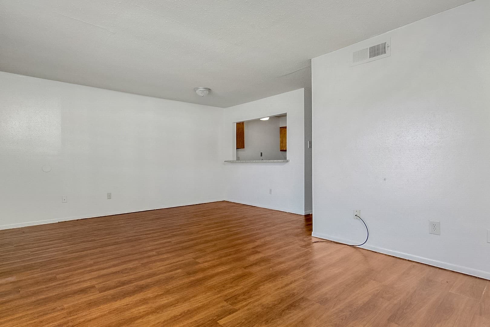 SHREVEPORT Apartment: 7200 JEWELLA AVENUE
