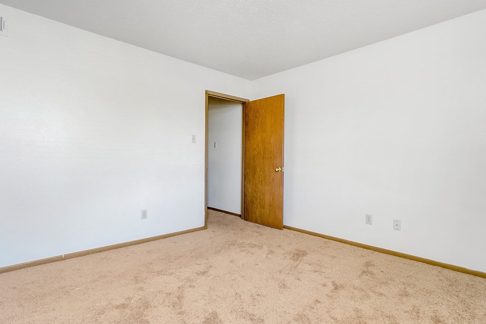 SHREVEPORT Apartment: 7200 JEWELLA AVENUE