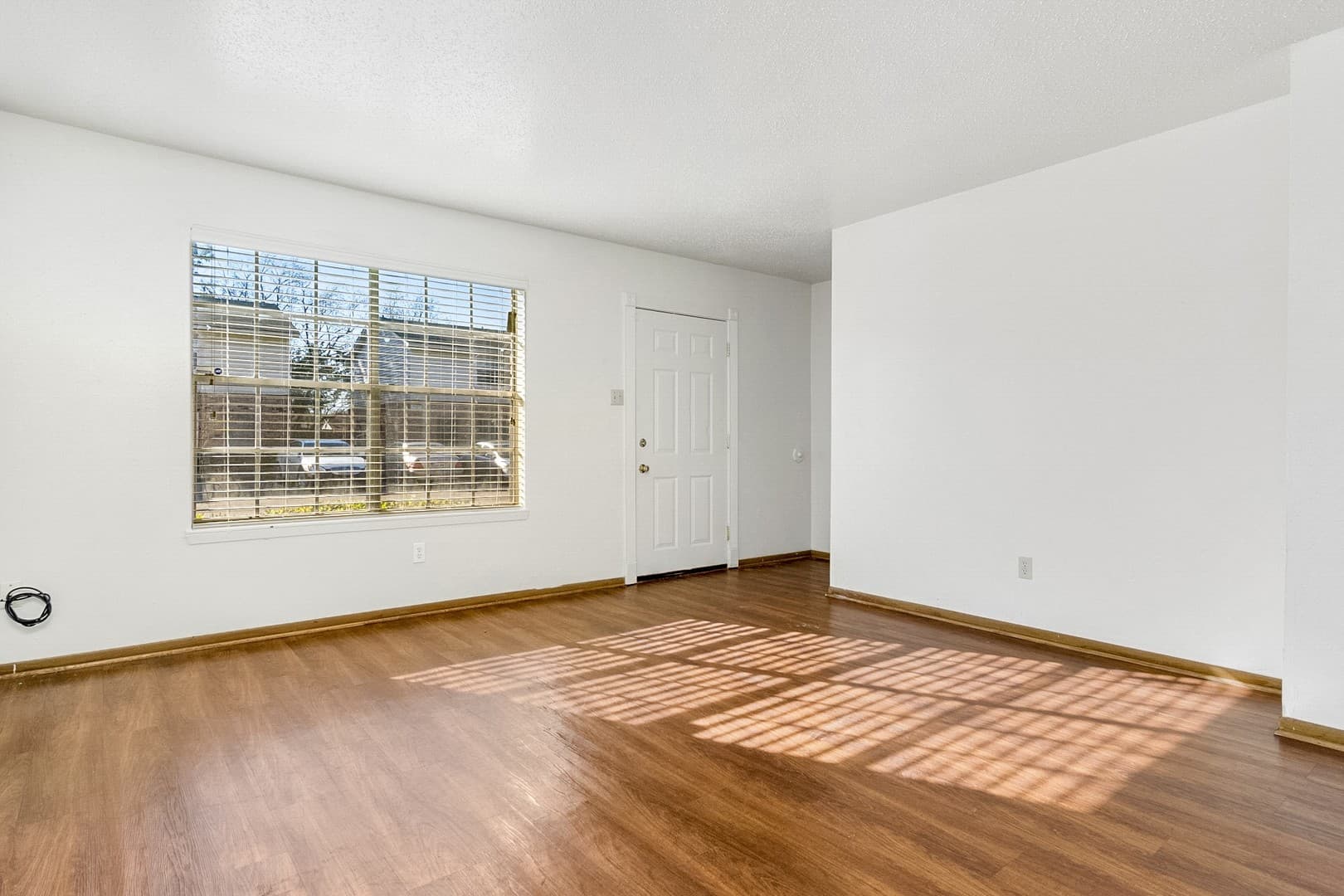 SHREVEPORT Apartment: 7200 JEWELLA AVENUE