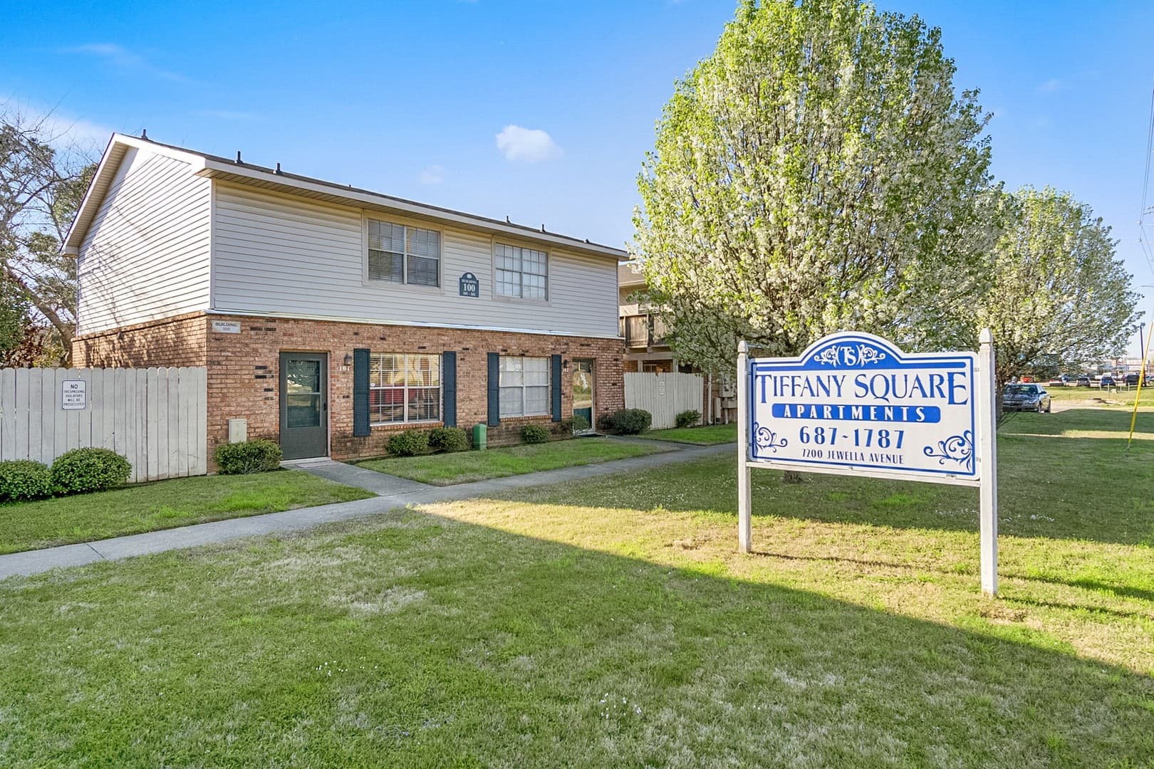 SHREVEPORT Apartment: 7200 JEWELLA AVENUE