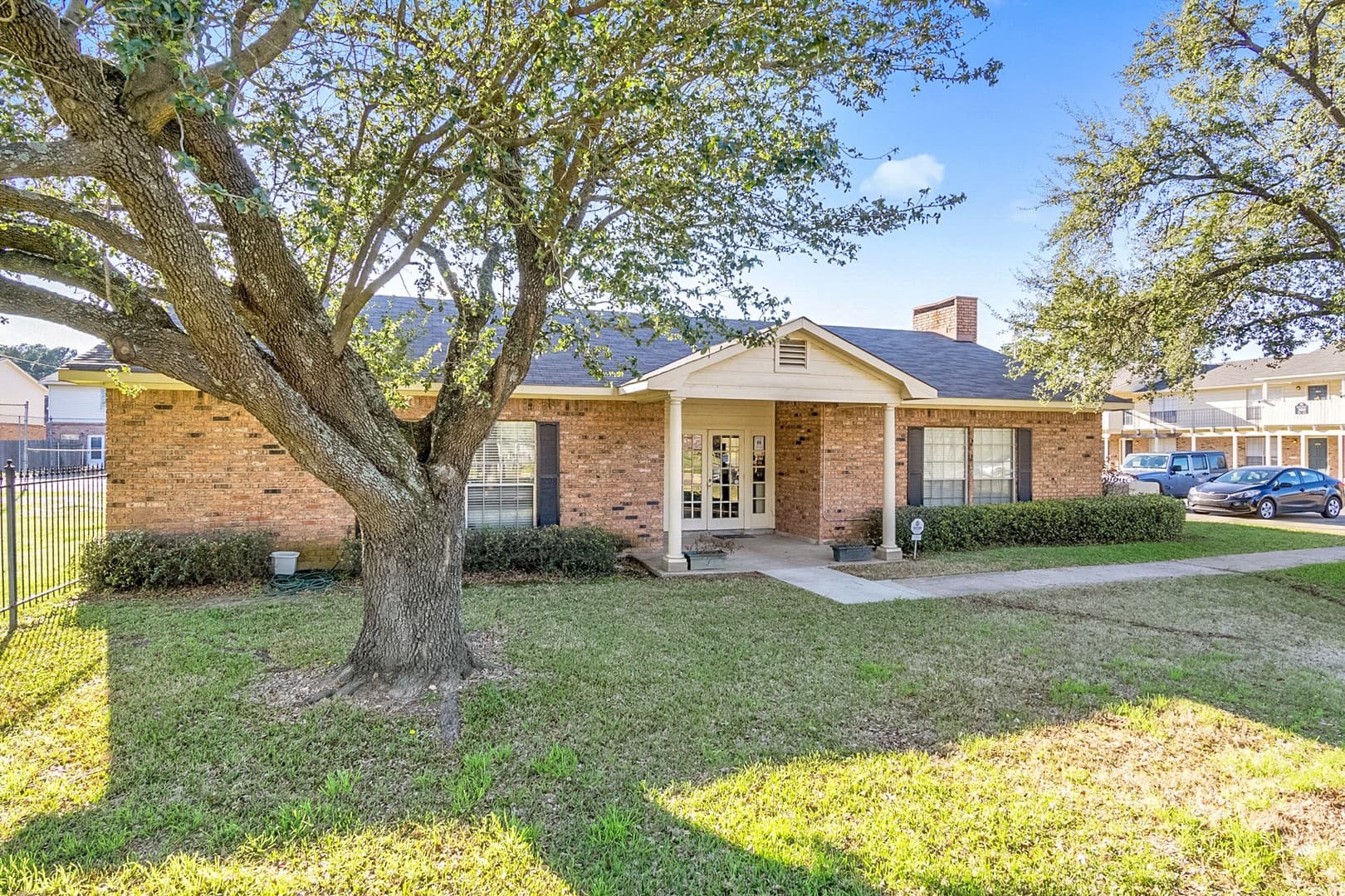 SHREVEPORT Apartment: 7200 JEWELLA AVENUE