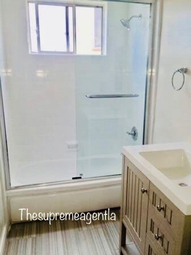 Los Angeles Apartment: 6125 Horner Street
