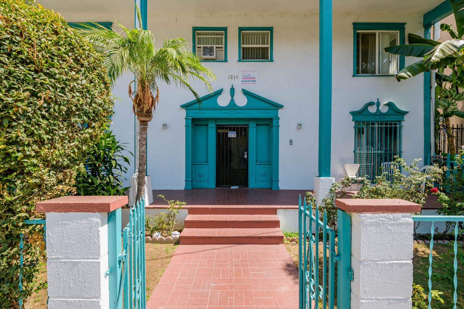 Los Angeles Apartment: 1210 N Berendo Street