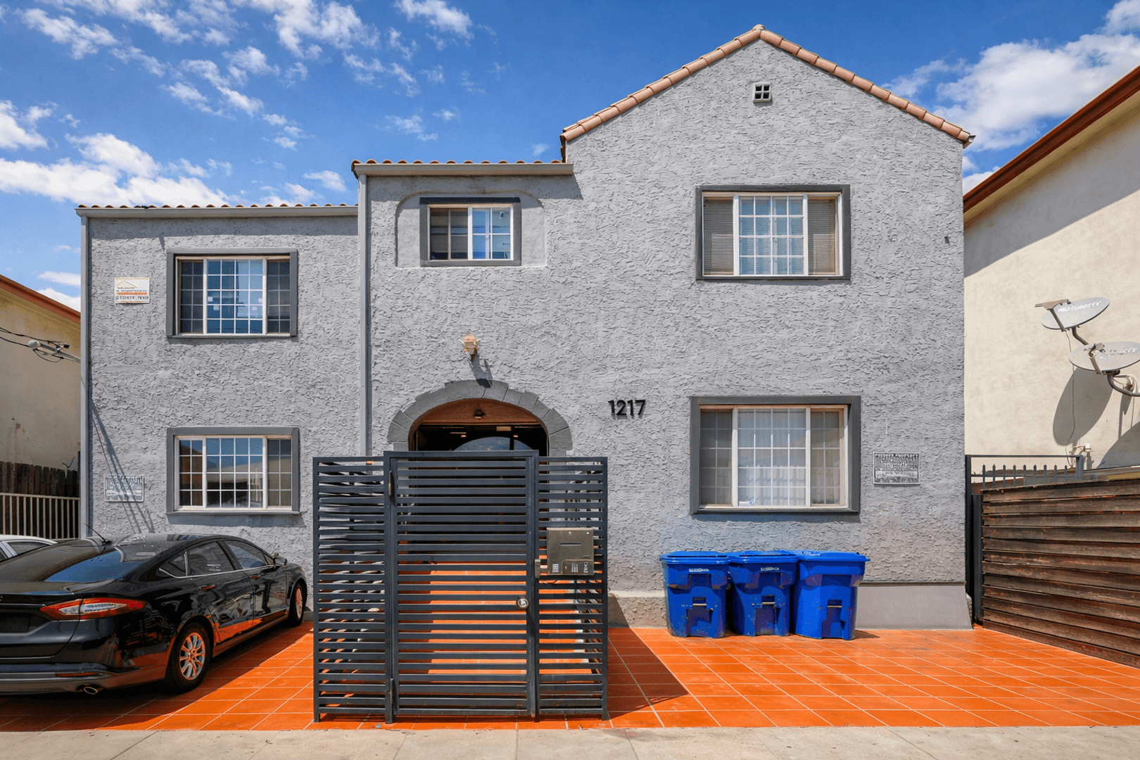 Los Angeles Apartment: 1217 N Berendo St