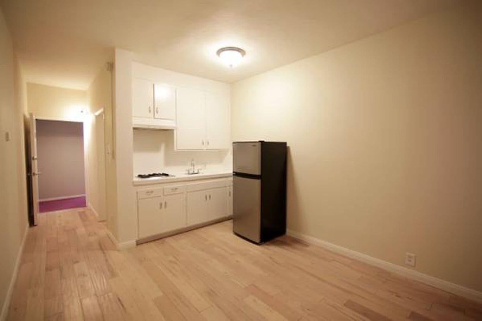 Venice Apartment: 1814 Pacific Ave