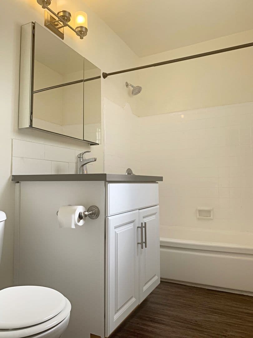 Los Angeles Apartment: 6125 Horner Street