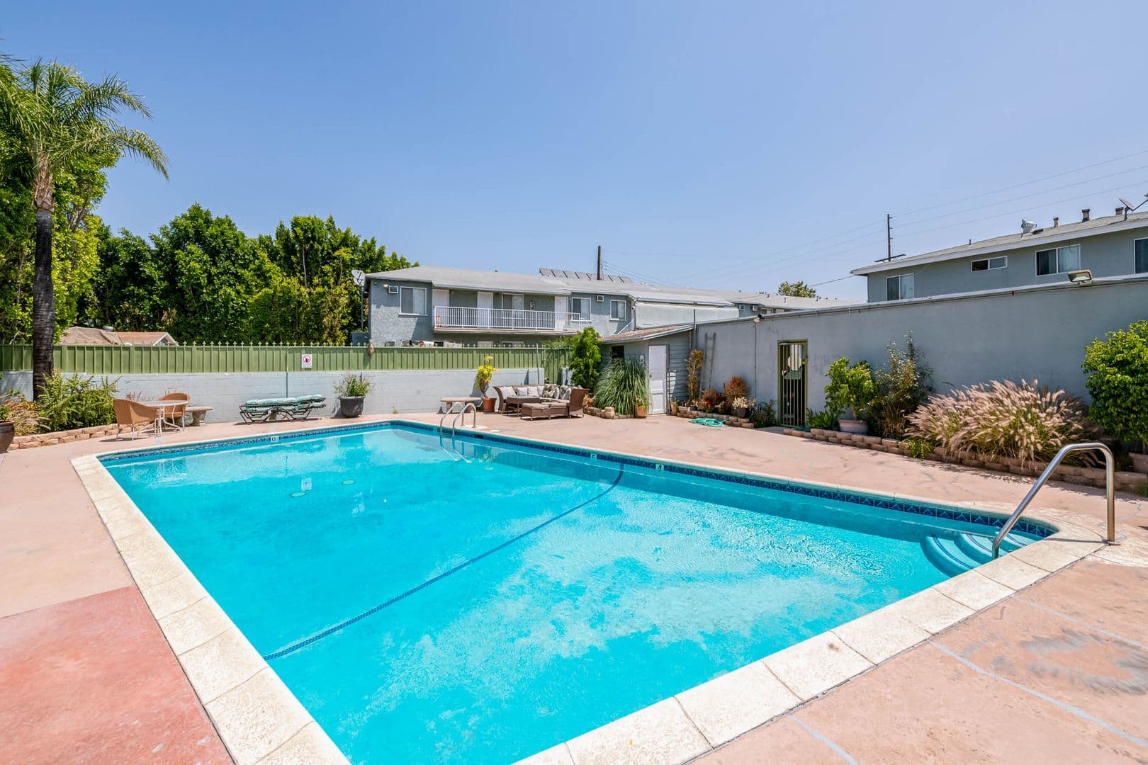 Los Angeles Apartment: 6153, 6159 & 6165 Coldwater Canyon Ave