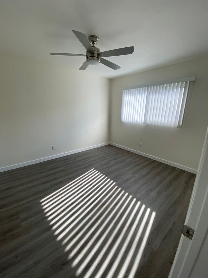 Los Angeles Apartment: 4025 Coco Ave