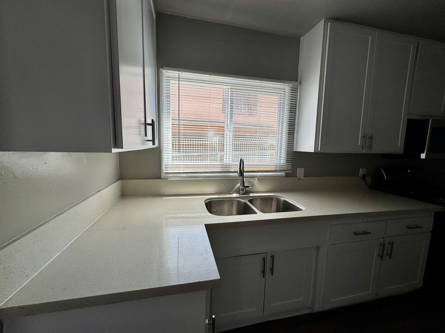 Los Angeles Apartment: 4046-4052 Coco Ave